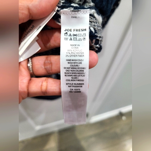 Joe Fresh Turtleneck Tunic sweater. SIZE Large - Picture 5 of 6